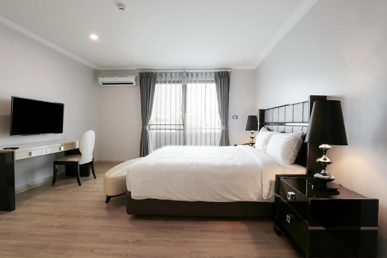 Sirin Exclusive Hotel And Residence Pattaya Exterior foto