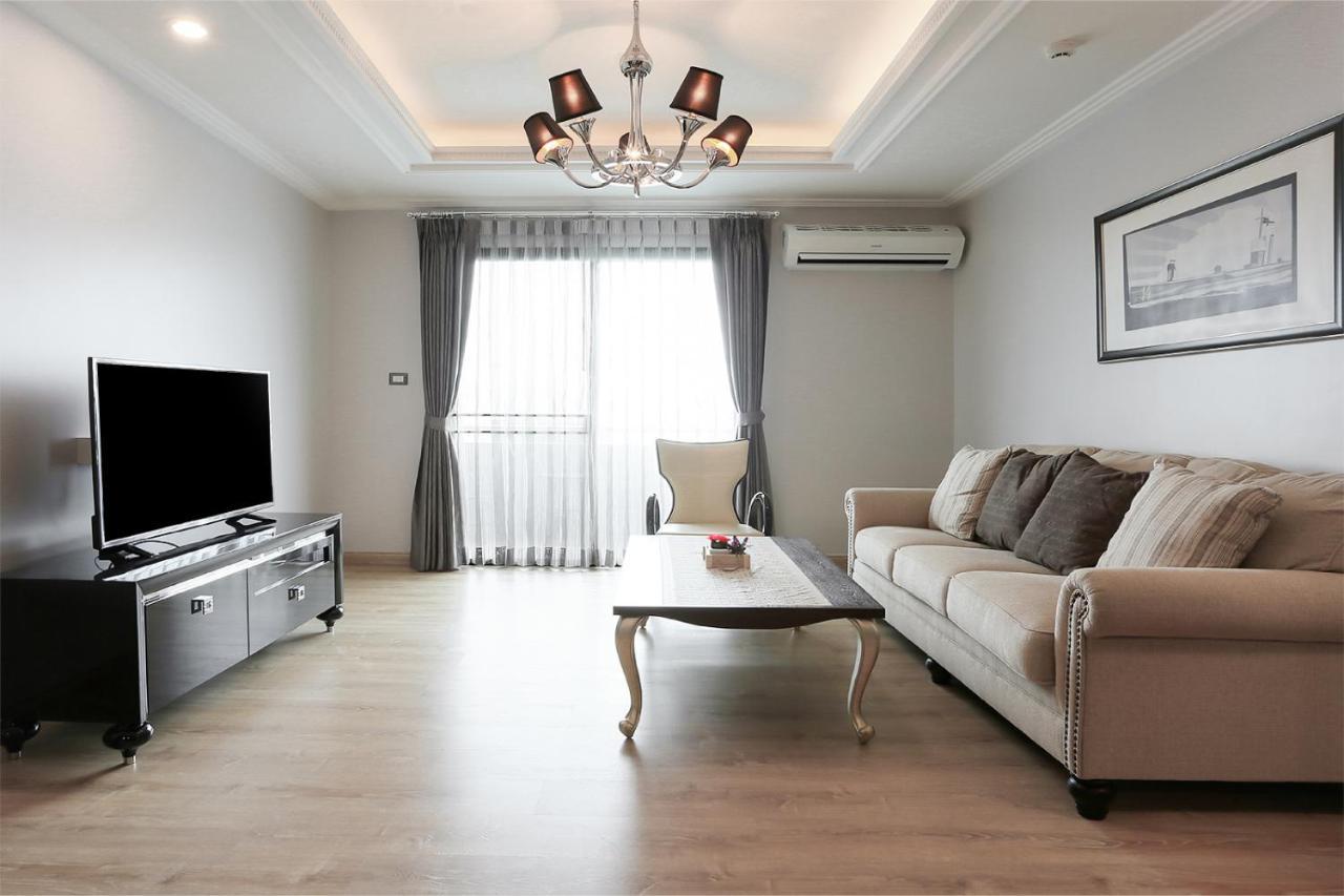 Sirin Exclusive Hotel And Residence Pattaya Exterior foto